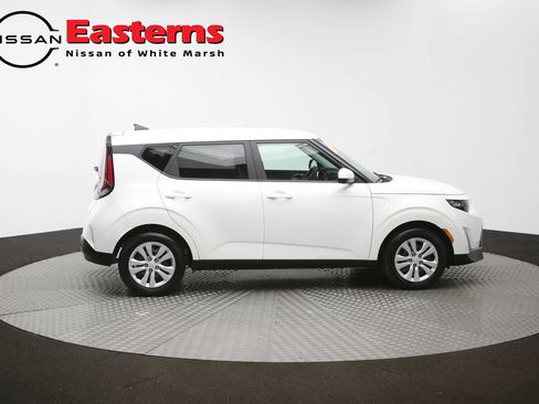Used 2023 Kia Soul LX FWD image 42