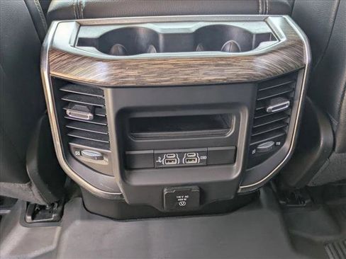 Used 2019 RAM 1500 Laramie RWD image 16