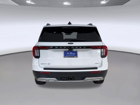Certified 2025 Ford Explorer Active w/ Active Comfort Package AWD/4WD image 10