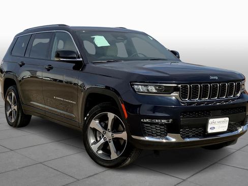 Used 2023 Jeep Grand Cherokee L Limited w/ Luxury Tech Group II AWD/4WD image 3