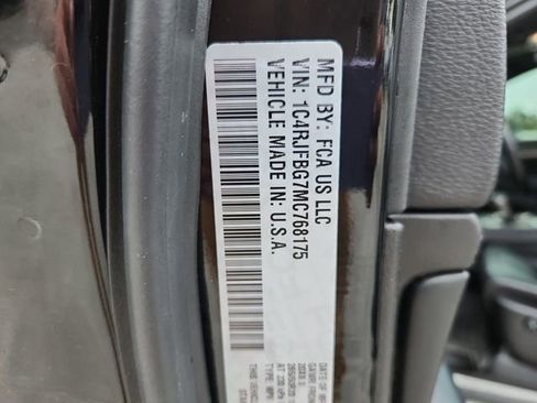 Certified 2021 Jeep Grand Cherokee Limited X AWD/4WD image 33