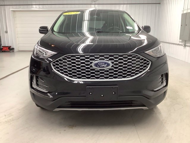 Used 2024 Ford Edge SEL w/ Convenience Package AWD/4WD image 2