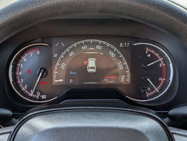 Used 2025 Toyota RAV4 LE AWD/4WD image 20