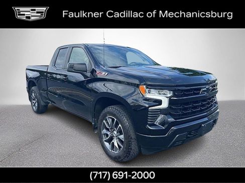 Used 2023 Chevrolet Silverado 1500 RST w/ Z71 Off-Road Package AWD/4WD image 2