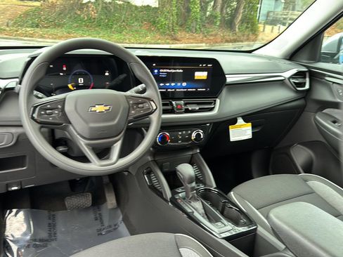 New 2026 Chevrolet TrailBlazer LT w/ Driver Confidence Package image 16