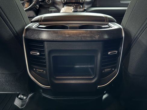 Used 2019 RAM 2500 Big Horn w/ Black Appearance Package AWD/4WD image 29