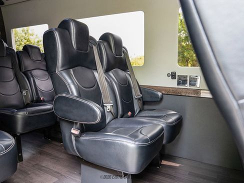 Used 2017 Mercedes-Benz Sprinter 3500 image 59