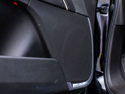 Used 2021 Cadillac Escalade Premium Luxury w/ LPO, Radiant Package image 14