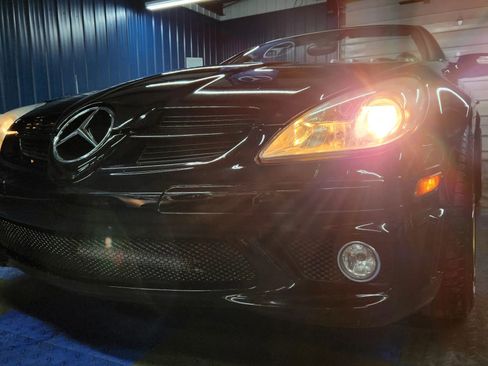Used 2005 Mercedes-Benz SLK 55 AMG image 52