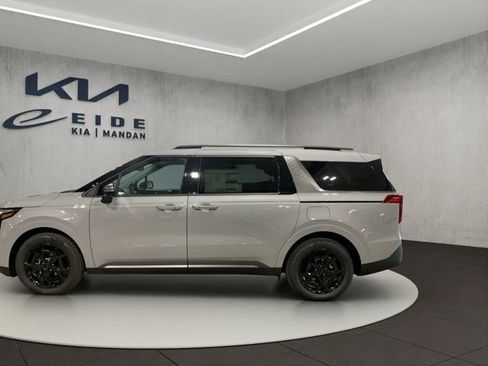 New 2027 Kia Carnival EX FWD image 13