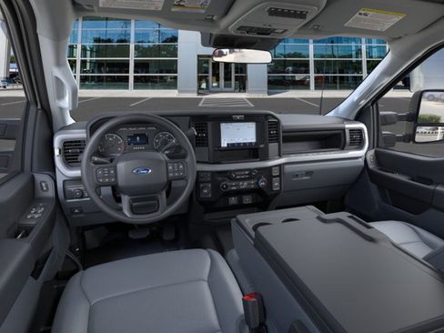 New 2025 Ford F450 XL w/ XL Chrome Package image 9