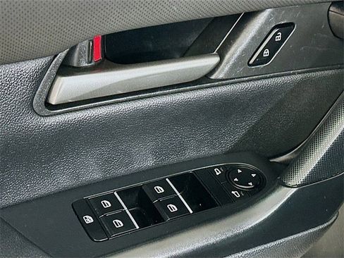 Used 2024 MAZDA CX-50 AWD 2.5 S w/ Preferred Package image 18