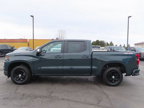 Used 2025 Chevrolet Silverado 1500 LT AWD/4WD image 4
