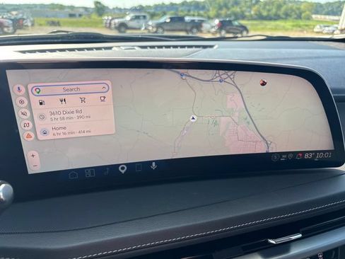 Used 2024 Cadillac XT4 Luxury w/ LPO, Floor Liner Package AWD/4WD image 14