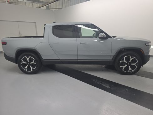 Used 2024 Rivian R1T Adventure AWD/4WD image 6