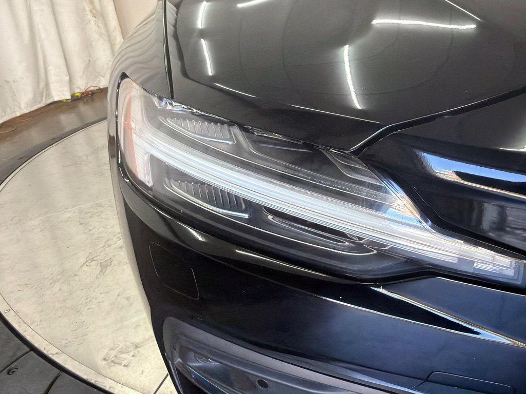 Used 2022 Volvo S60 B5 Inscription AWD/4WD image 10