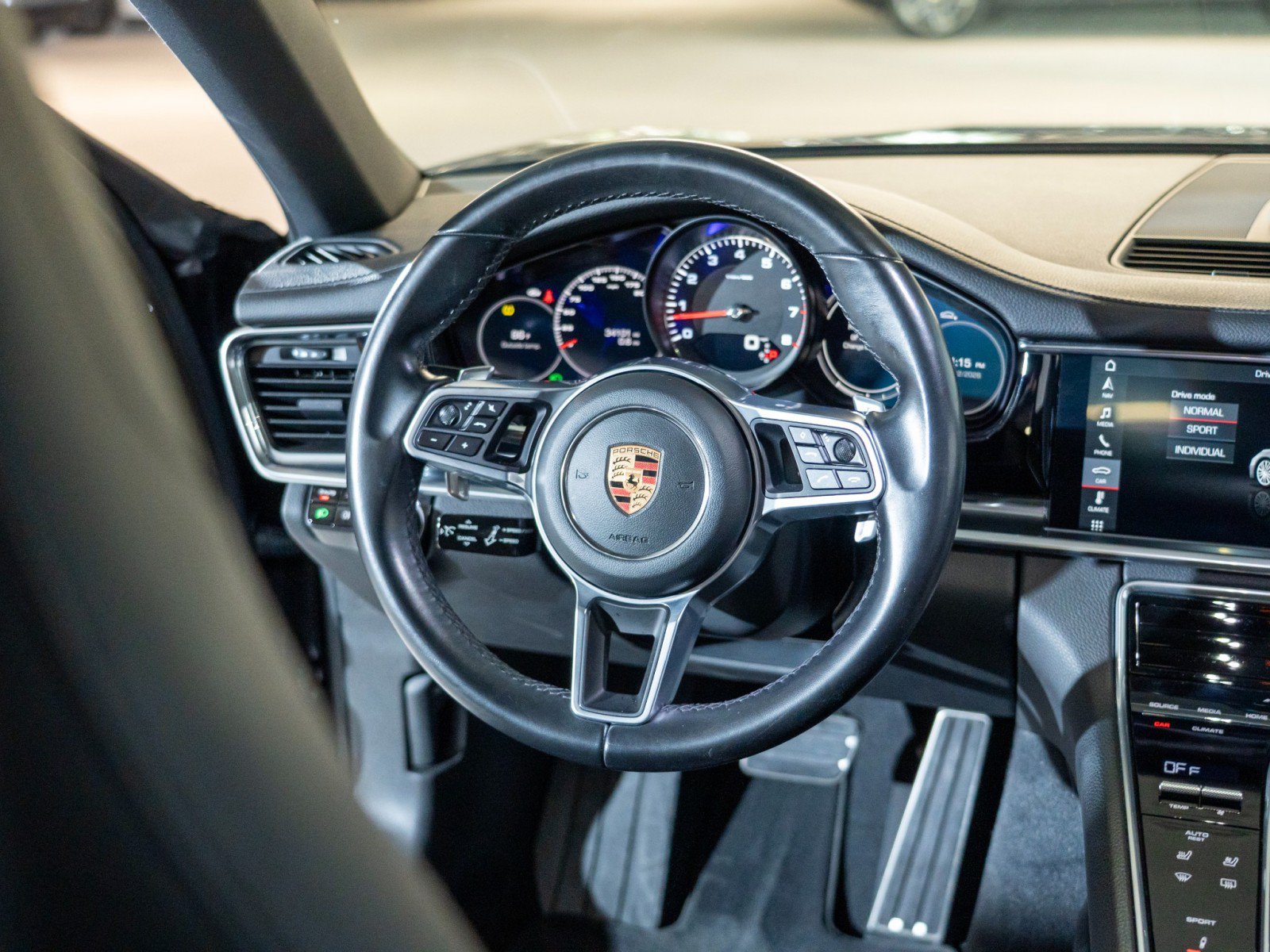 Certified 2020 Porsche Panamera 4S AWD/4WD image 24