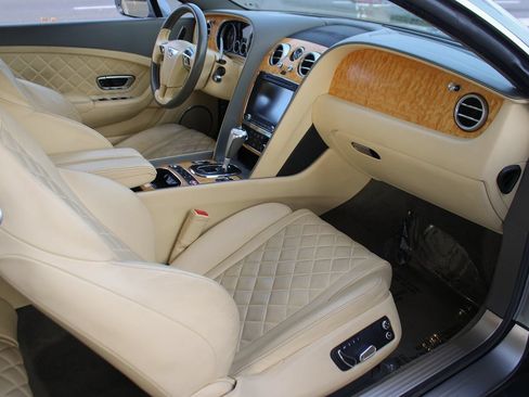 Used 2016 Bentley Continental GT AWD/4WD image 18