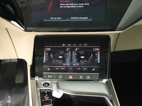 Certified 2024 Audi Q8 e-tron Premium AWD/4WD image 20