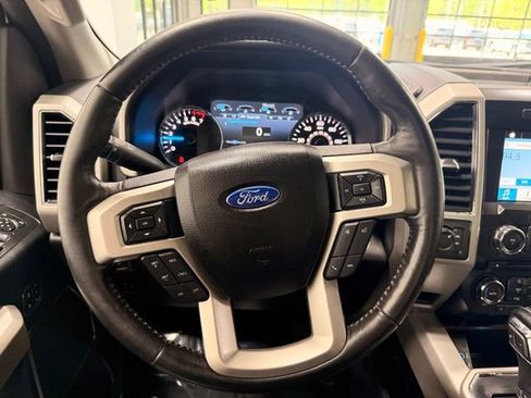 Used 2017 Ford F150 Lariat AWD/4WD image 30