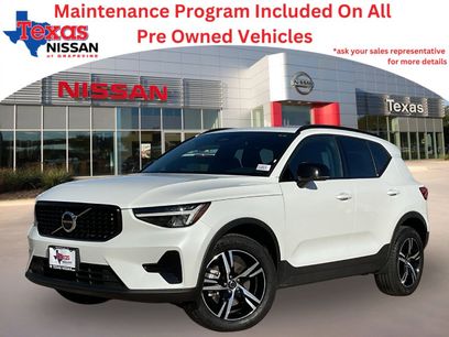 Used 2024 Volvo XC40 B5 Core