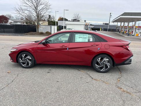 New 2025 Hyundai Elantra Sport w/ Cargo Package image 2
