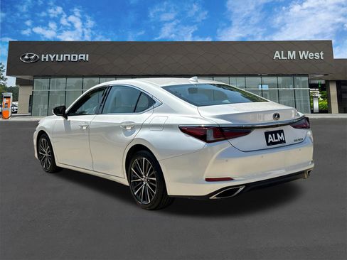 Used 2023 Lexus ES 350 w/ Premium Package FWD image 7