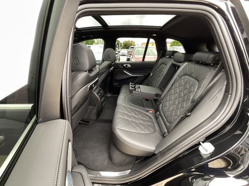 Certified 2024 BMW X5 sDrive40i w/ Premium Package RWD image 27