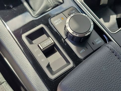 New 2026 Toyota Tundra SR5 AWD/4WD image 27