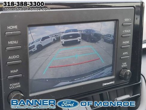 Used 2022 Toyota RAV4 XLE FWD image 3