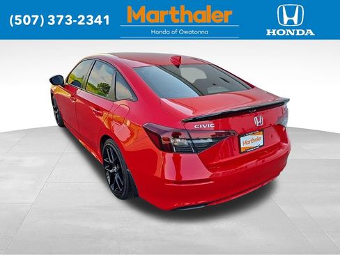 Used 2025 Honda Civic Sport image 3