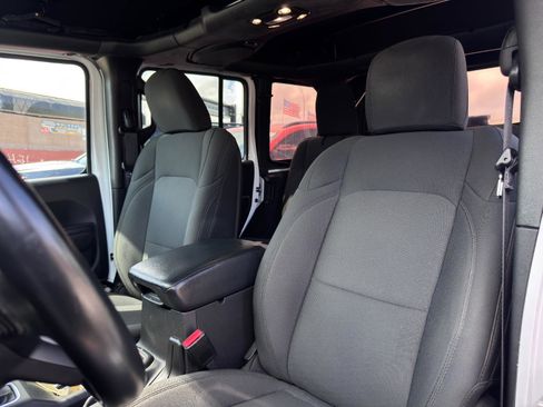 Used 2021 Jeep Wrangler Unlimited Sport S image 15