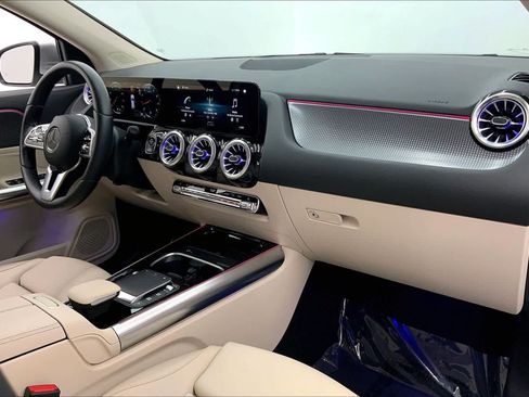 Certified 2023 Mercedes-Benz GLA 250 image 10
