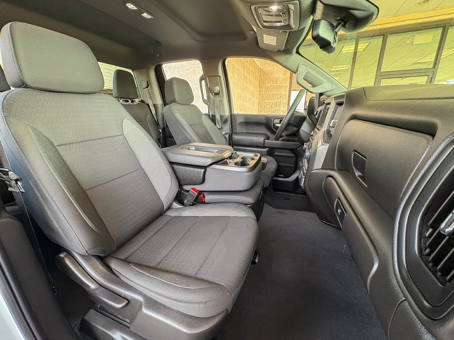 Used 2025 Chevrolet Silverado 2500 Custom w/ Custom Convenience Package AWD/4WD image 27