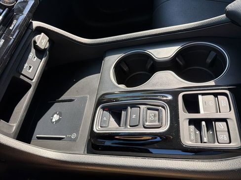 Certified 2023 Honda Pilot Elite image 38