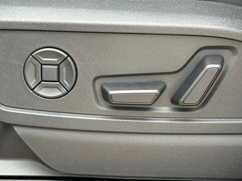 New 2025 Audi Q5 Premium image 23