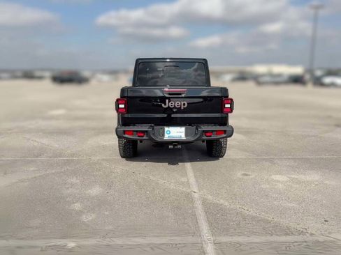 New 2026 Jeep Gladiator Rubicon image 10