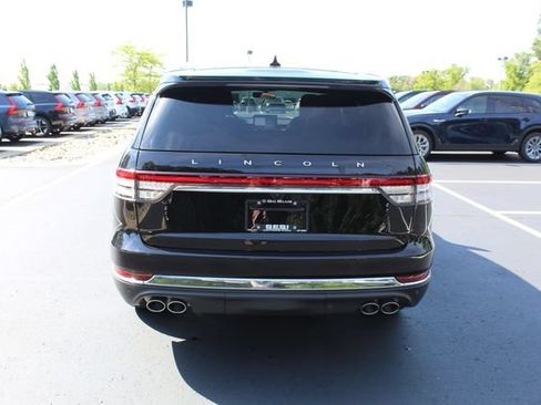 Used 2024 Lincoln Aviator Reserve w/ Elements Package Plus AWD/4WD image 4
