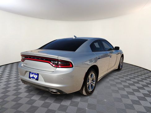 Used 2023 Dodge Charger SXT image 4
