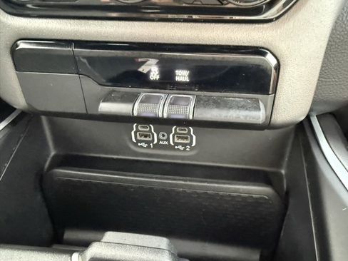Used 2022 RAM 1500 Big Horn image 24