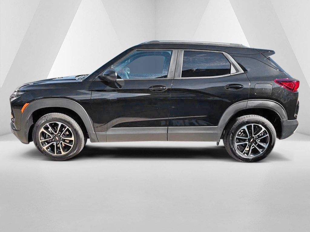 Used 2025 Chevrolet TrailBlazer LT AWD/4WD image 4
