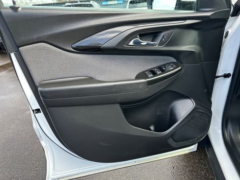 Used 2022 Chevrolet TrailBlazer LT image 17