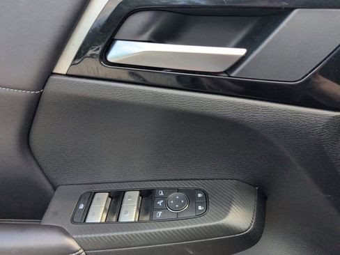 Used 2025 Mitsubishi Outlander SE FWD image 13