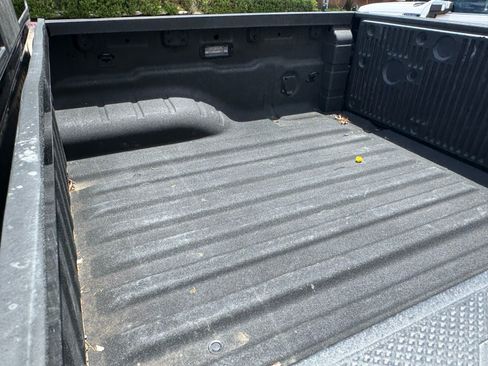 Used 2023 Nissan Frontier Pro-X w/ Pro-X Premium Package RWD image 11