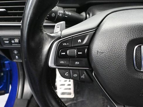 Used 2018 Honda Accord Sport image 25
