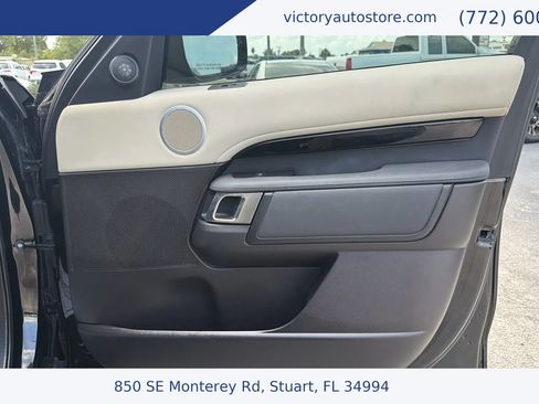 Used 2019 Land Rover Discovery SE AWD/4WD image 59