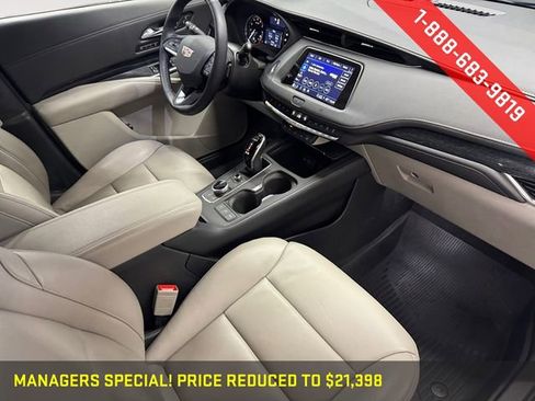 Certified 2021 Cadillac XT4 Premium Luxury w/ Cold Weather Package image 6