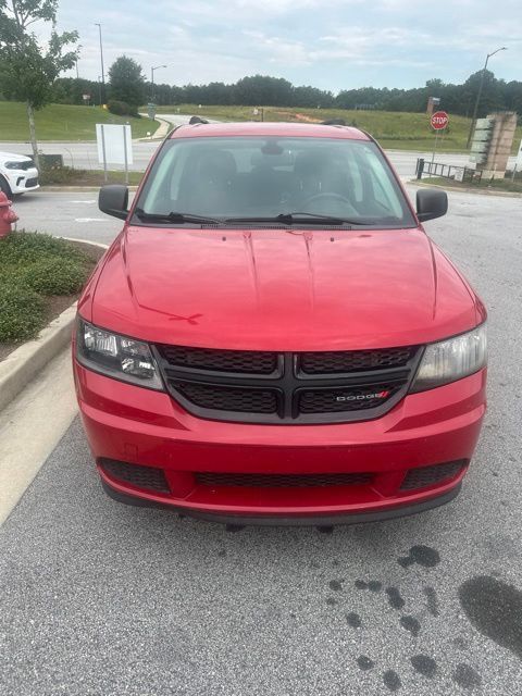 Used 2018 Dodge Journey SE w/ Connectivity Group FWD image 5