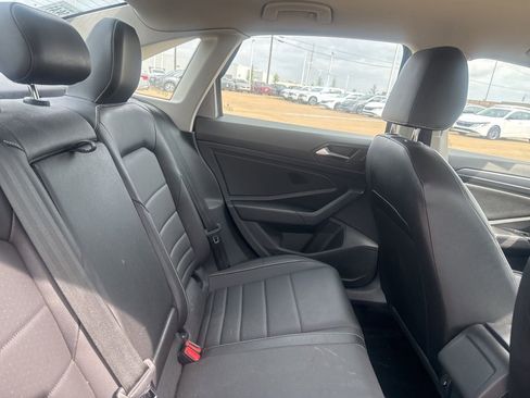 Used 2024 Volkswagen Jetta SE FWD image 26