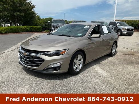 Used 2024 Chevrolet Malibu LT FWD image 1